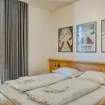 Edelweisshaus 6 *