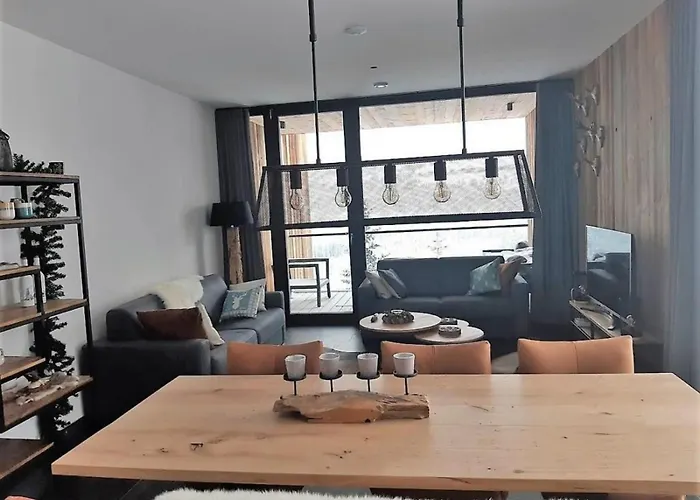 Edelweisshaus Top 6 別荘